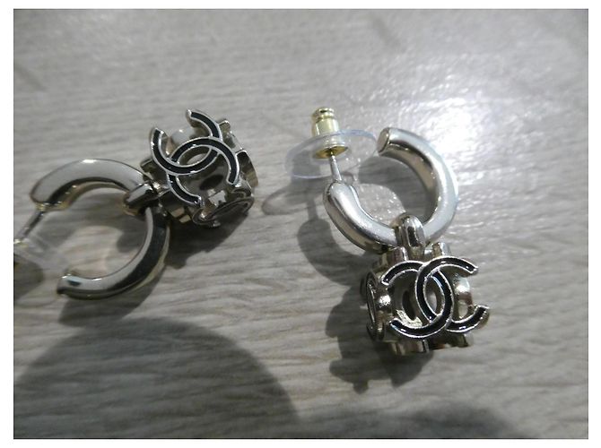 orecchini Chanel nuovi con scatola Gold hardware - vista 5