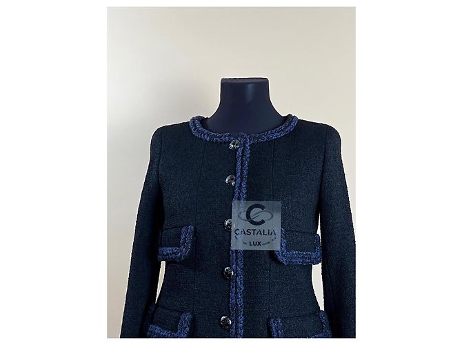 Chanel Ikonische schwarze Tweedjacke von Keira Knightley - Ansicht 12