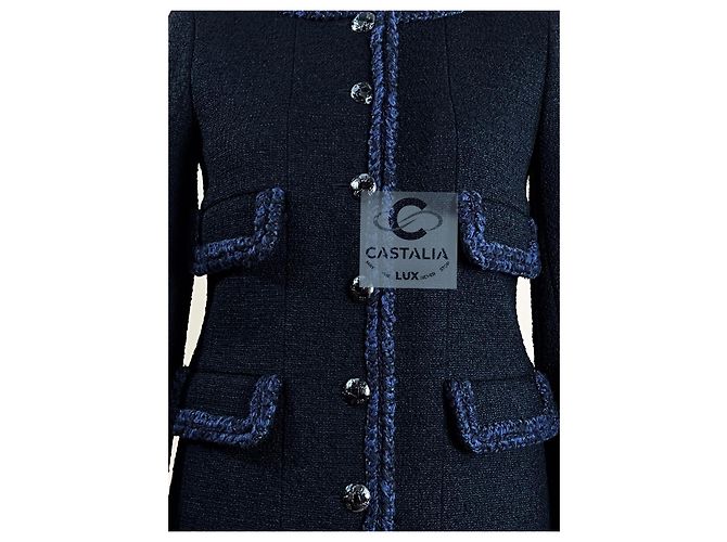 Chanel Ikonische schwarze Tweedjacke von Keira Knightley - Ansicht 16