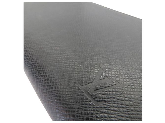 Louis Vuitton Taiga Zippy Organizer Wallet Noir - vue 10