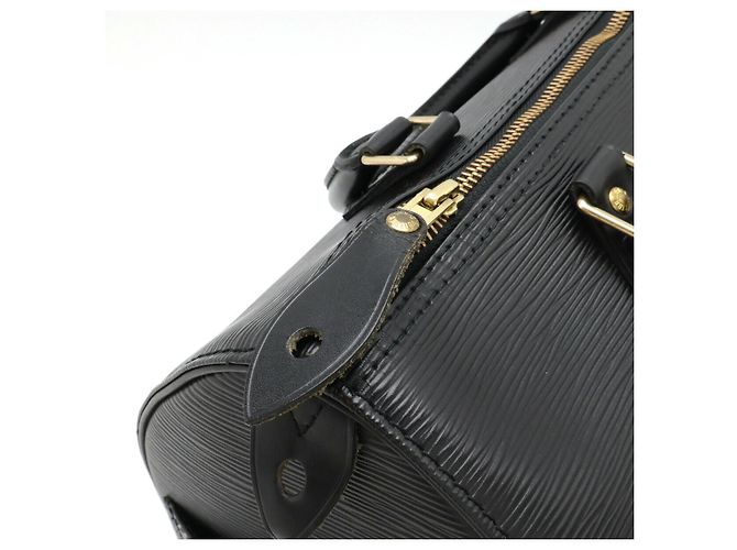 Sac à main Louis Vuitton Epi Speedy 30 M59022 Noir - vue 4