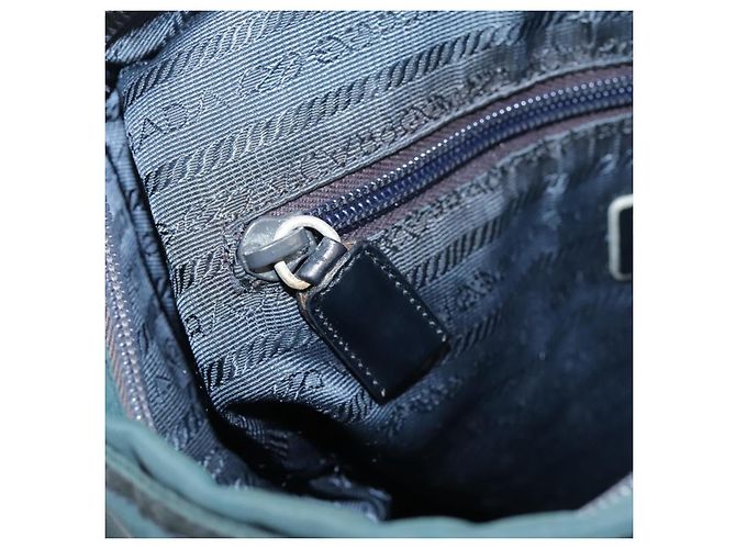 Bolsa de Ombro PRADA em Nylon Azul Marinho Auth ac3437 - vista 21