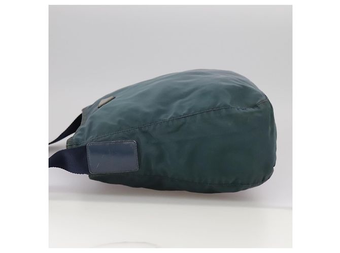 Bolsa de Ombro PRADA em Nylon Azul Marinho Auth ac3437 - vista 4