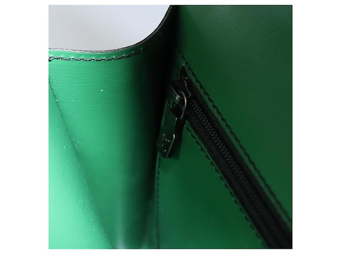 LOUIS VUITTON Epi Pochette Arche Borsa a Spalla Verde M52574 LV Auth 104383 - vista 23