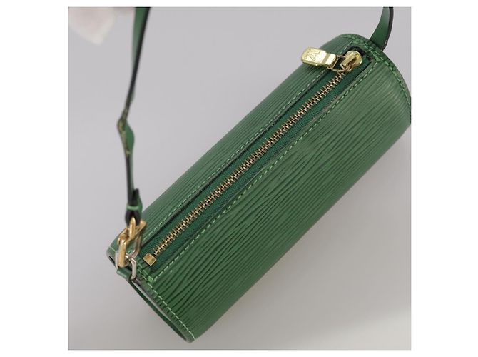 LOUIS VUITTON Pochette Soufflot Epi Verde LV Auth 106405 - vista 6