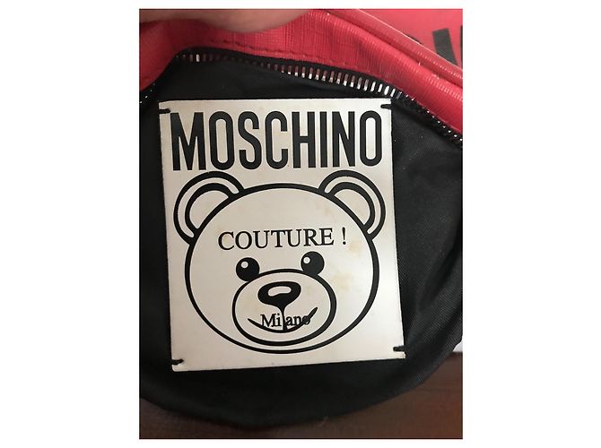 Clutch Moschino em couro vermelho - vista 13