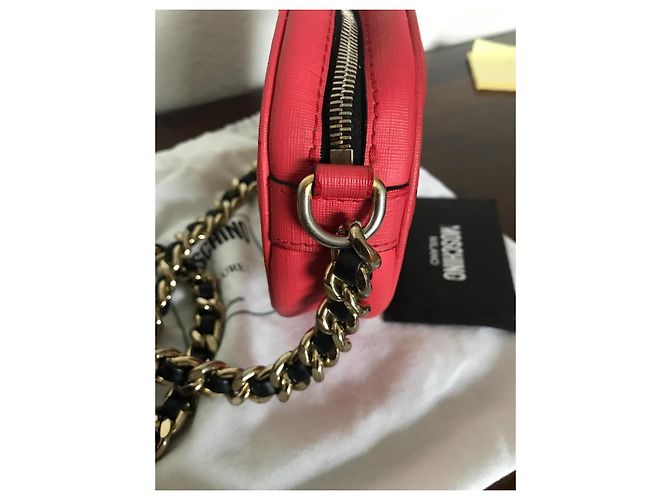 Clutch Moschino em couro vermelho - vista 7