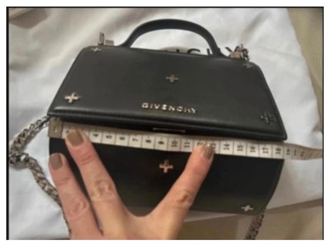 Modelo da caixa Pandora Givenchy Preto - vista 9