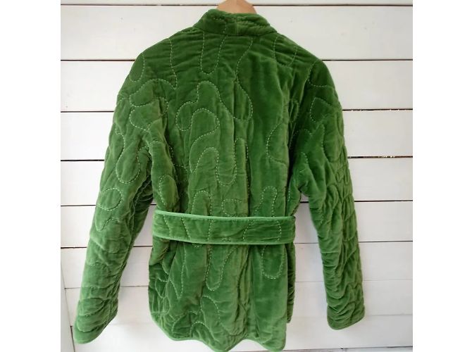 Autre Marque Samtkimono mit Steppung | Grün - Ansicht 3