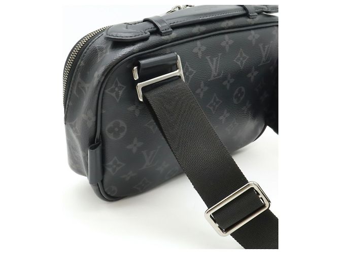 Bumbag Explorer Louis Vuitton Nero - vista 6