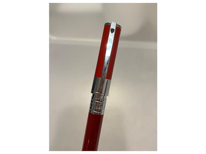 St Dupont D-Initial Stift in Rot - Ansicht 4