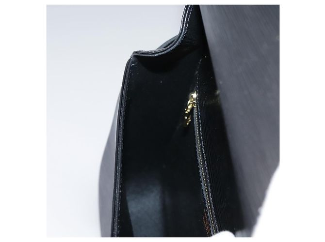 Saint-Cloud LOUIS VUITTON Epi Saint Cloud GM Borsa a Spalla Nera M52192 LV Auth ep7029 Nero - vista 21