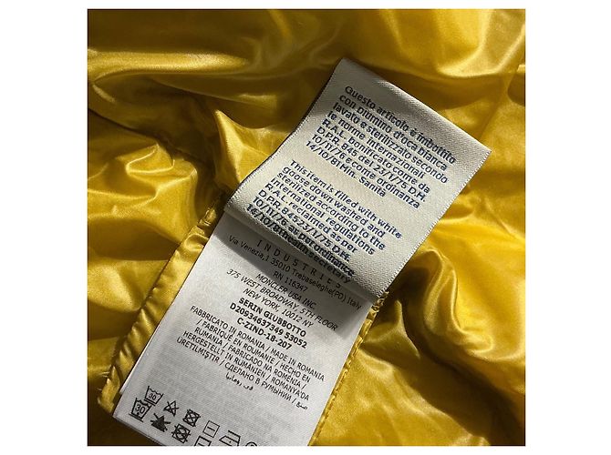 Moncler Serin Jacke gelb Polyamid Größe 4 - Ansicht 4
