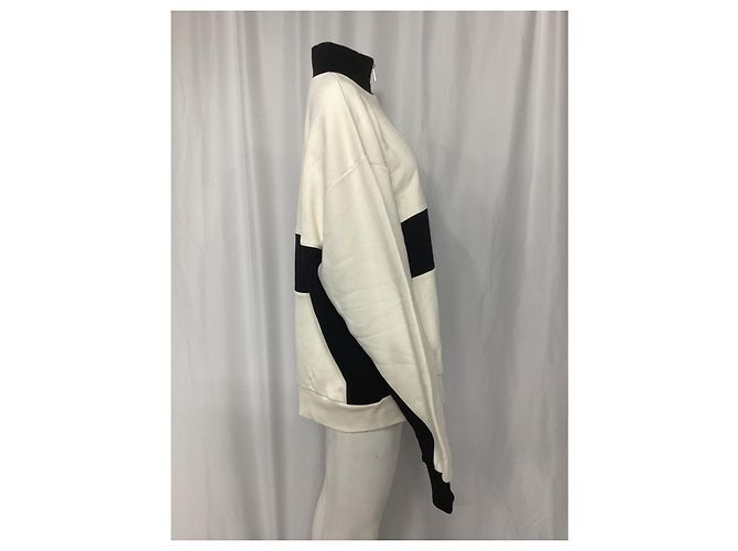GCDS Logo Half-Zipped Sweater in White and Black Cotton - view 9