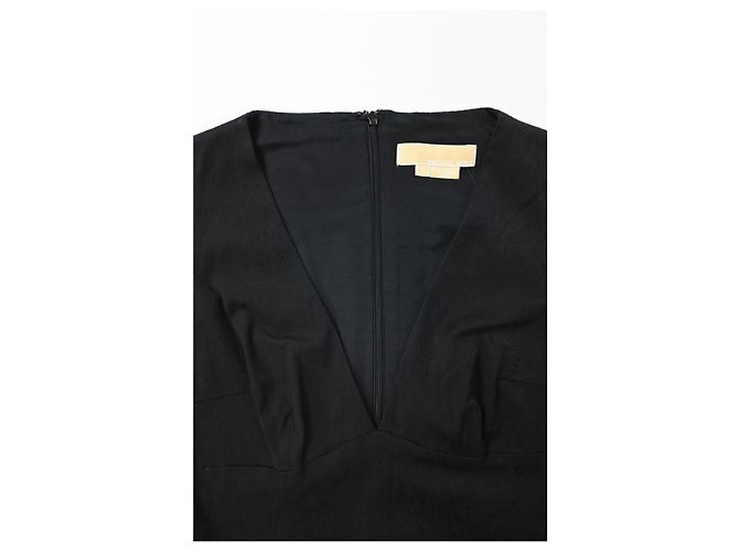 Vestido midi com decote em V Michael Kors em poliéster preto - vista 10