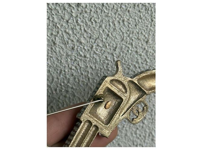 Chanel Spilla doppia rara a forma di pistola Gold hardware - vista 4