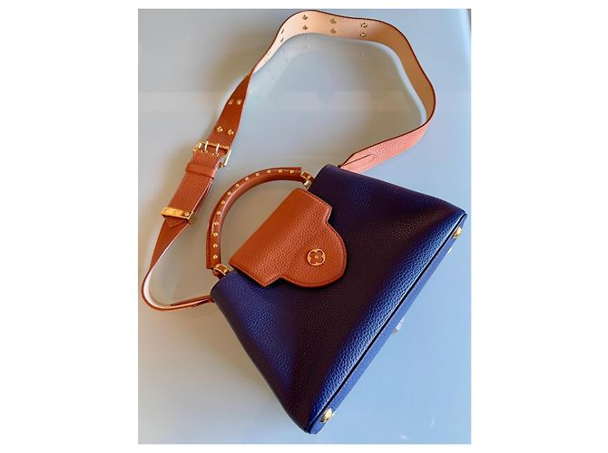 Louis Vuitton Capucines BB Borsa in pelle blu e caramello Marrone chiaro Blu navy - vista 2