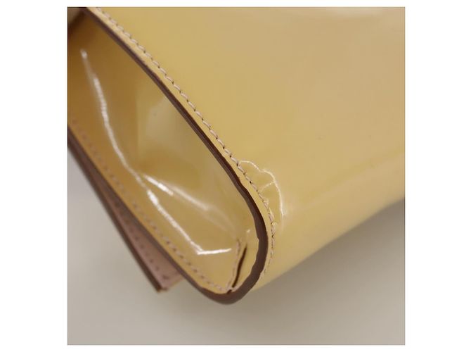 Borsa a spalla a catena Salvatore Ferragamo Smalto Giallo Auth hk1961 - vista 15