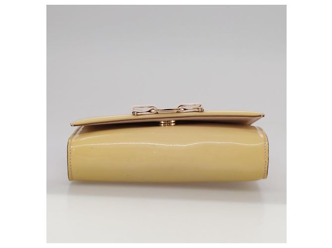Borsa a spalla a catena Salvatore Ferragamo Smalto Giallo Auth hk1961 - vista 5