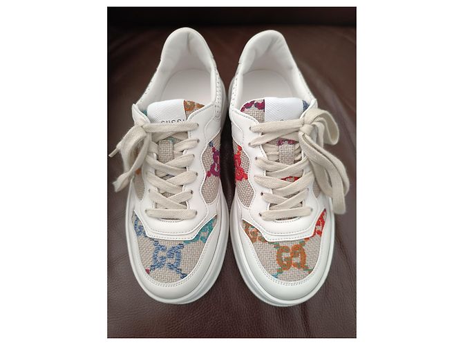 Baskets Gucci ChuckyB en cuir blanc taille 37 - vue 3