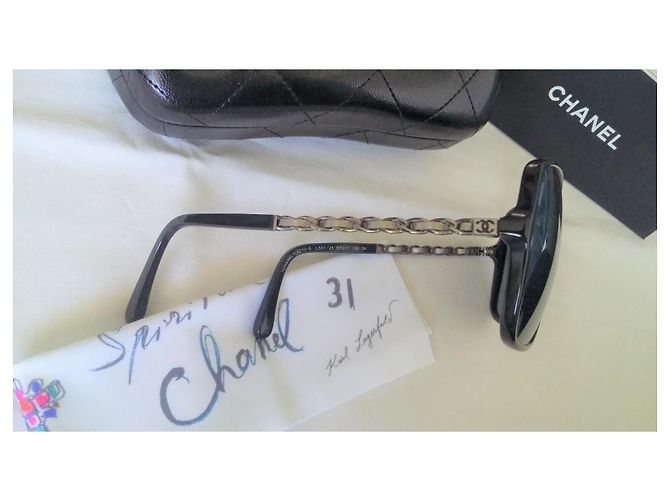 Gafas de sol CHANEL de gran tamaño en excelente estado - con accesorios Negro Gris - vista 5