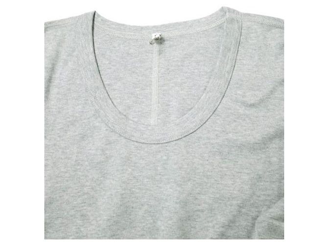 Autre Marque Camiseta Koko Solid com decote em U e mangas 3/4 L Cinza Marrom - vista 3