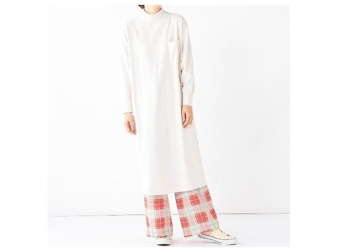 Givenchy GOODWEAR x BEAMS BOY Langarmkleid mit Stehkragen - Ansicht 8