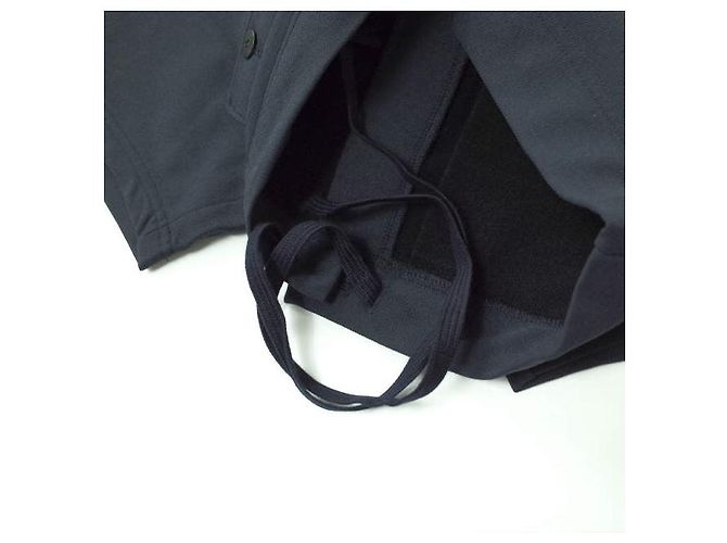 visvim VS WALKER SLACK SHORTS Shorts de nylon e lã Azul marinho - vista 5