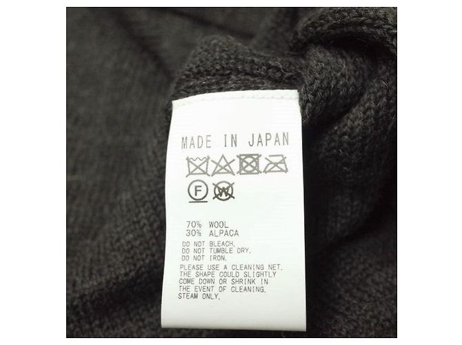 Autre Marque Strickjacke aus Merinowolle und Alpaka in Anthrazitbraun - Ansicht 9