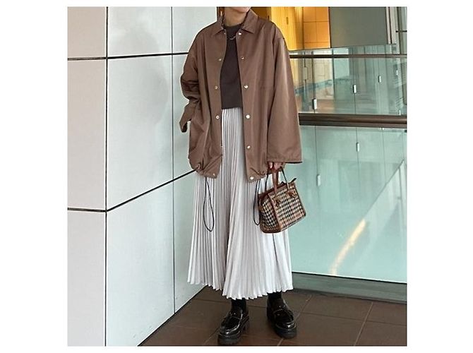 Autre Marque Sweatshirt mit fallenden Schultern Moca Brown ASTRAET - Ansicht 3