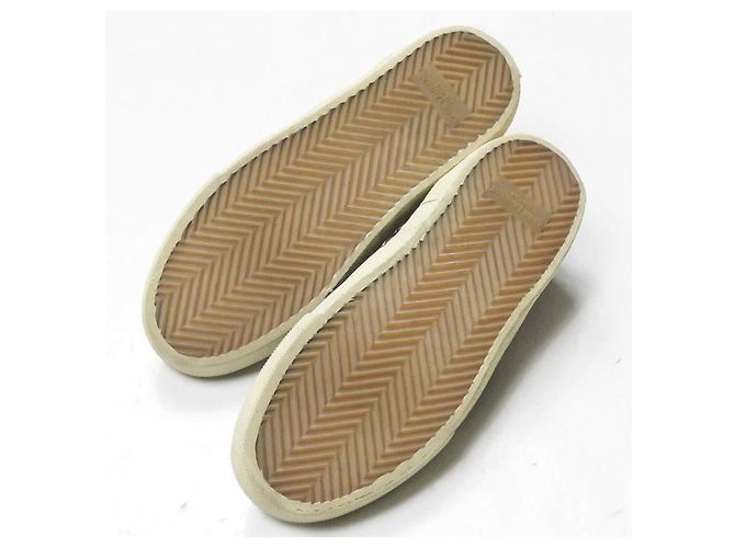 Scarpe slip-on in pelle argentata con borchie Yves Saint Laurent - vista 11