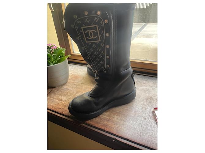 Botas Biker Chanel Negras de Goma Negro - vista 5