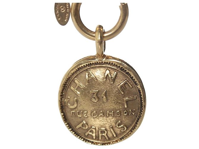 Chanel, collana vintage a catena con moneta D'oro - vista 3