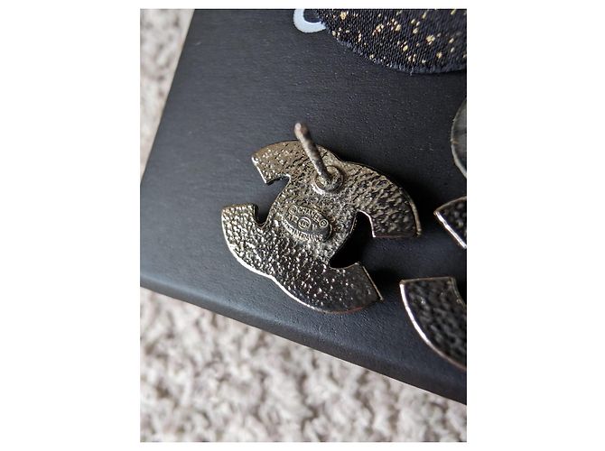 Chanel CC A12V Logo Classico Senza Tempo Scatola per Orecchini in Cristallo SHW CocoMark Argento - vista 11