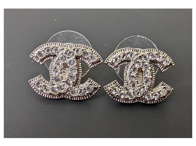 Chanel CC A12V Logo Classico Senza Tempo Scatola per Orecchini in Cristallo SHW CocoMark Argento - vista 2