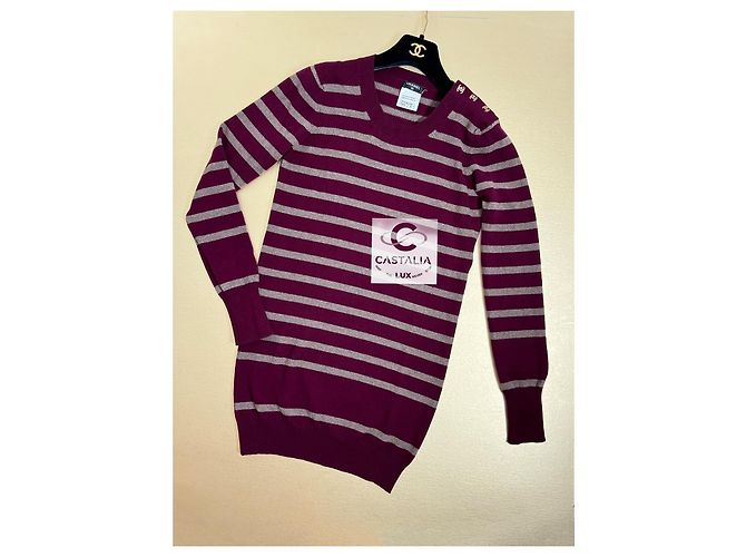 Chanel New CC Turnlocks Burgundy Cashmere Jumper - view 11