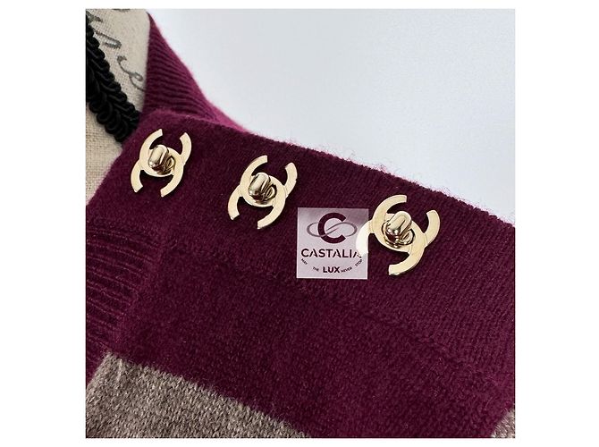 Chanel New CC Turnlocks Burgundy Cashmere Jumper - view 9