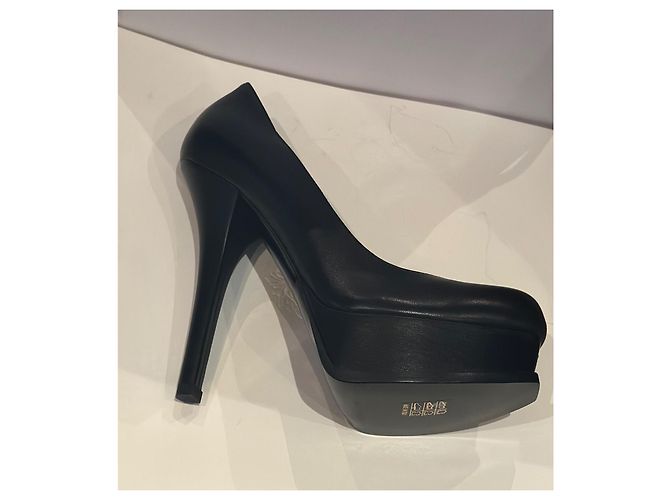 Fendi Pumps aus schwarzem Leder Größe 38 - Ansicht 4