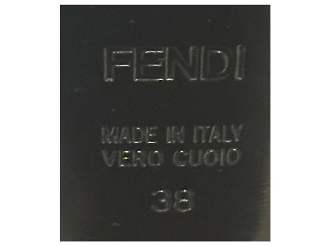 Fendi Pumps aus schwarzem Leder Größe 38 - Ansicht 6