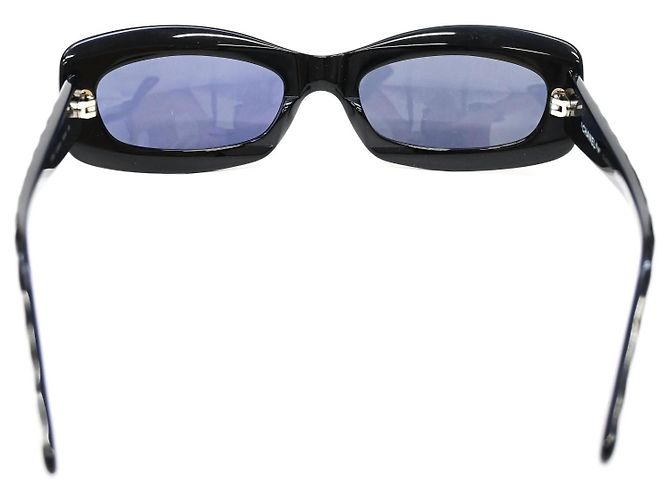 Gafas de sol acolchadas Chanel Black Gold CC Logo 5006 Negro Dorado - vista 2