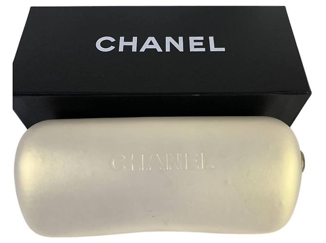 Gafas de sol acolchadas Chanel Black Gold CC Logo 5006 Negro Dorado - vista 5