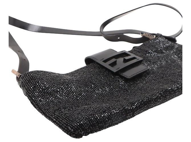 Borsa a tracolla Baguette in paillettes nere e perline Fendi Nero - vista 4