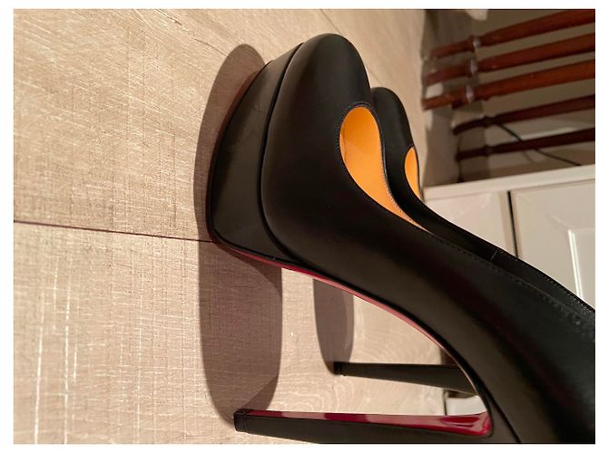 Christian Louboutin Bianca 140 Kindergröße EU 37,5 Schwarz Rot - Ansicht 20