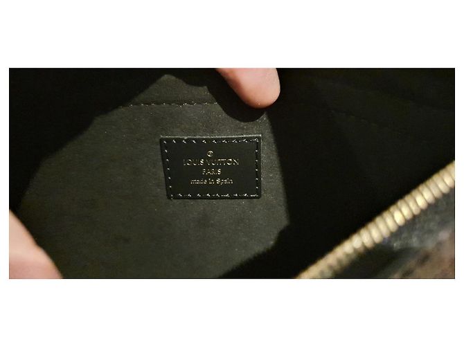 Pochette Neverfull Louis Vuitton Nero - vista 5