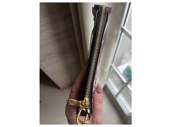 Louis Vuitton Purses, wallets, cases Chocolate - view 11