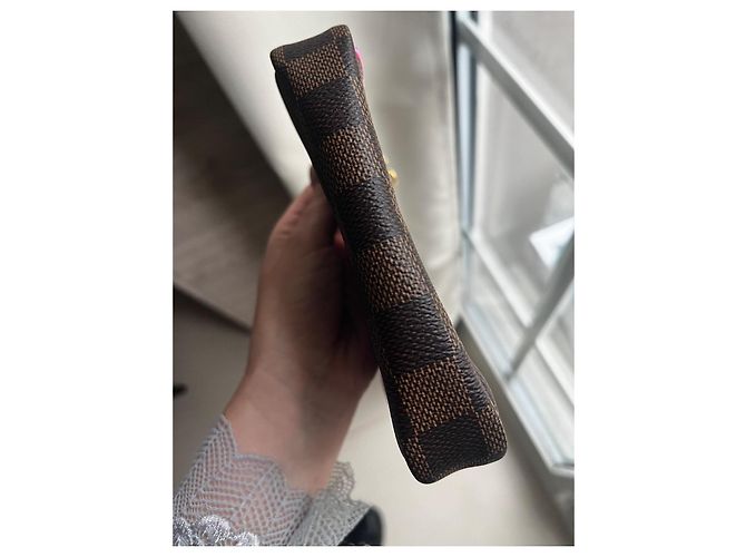 Louis Vuitton Purses, wallets, cases Chocolate - view 8