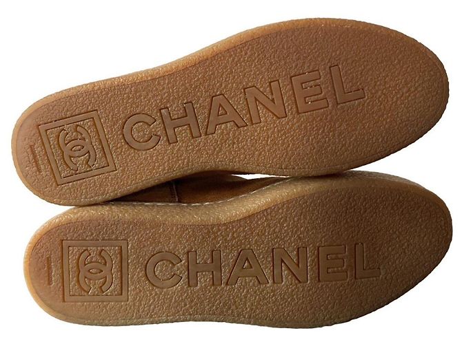 Stivali in shearling foderati in pelliccia Chanel Cammello - vista 5