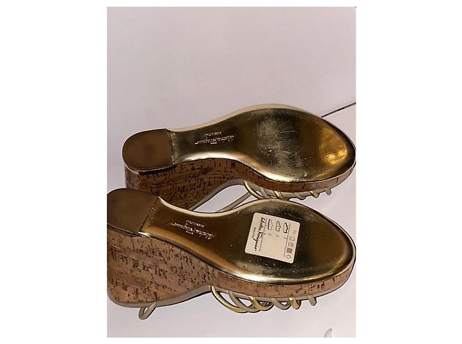Salvatore Ferragamo Pumps Leder Beige - Ansicht 4