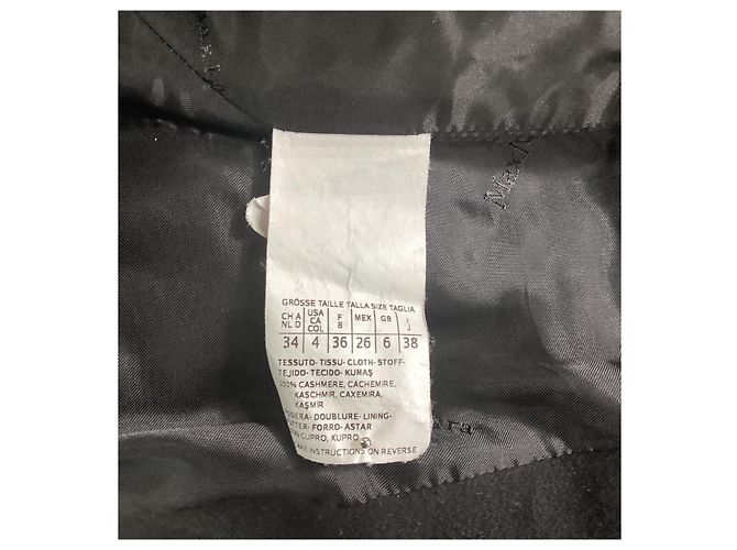 Max Mara Einreiher-Jacke aus schwarzem Kaschmir - Ansicht 12