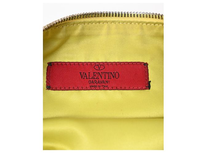 Valentino Garavani Clutch con zip Valentino Rockstud in pelle blu chiaro - vista 12